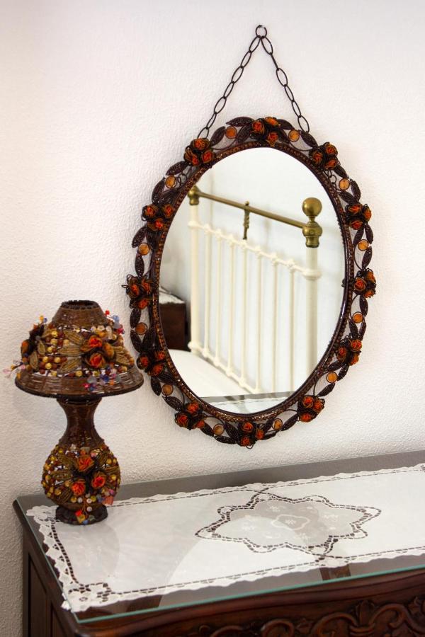 Authentic Santorinian Home Experience Fira  Exterior foto